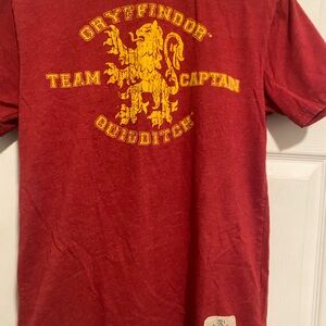 Harry Potter Gryffindor Team Captain Red S T-Shirt